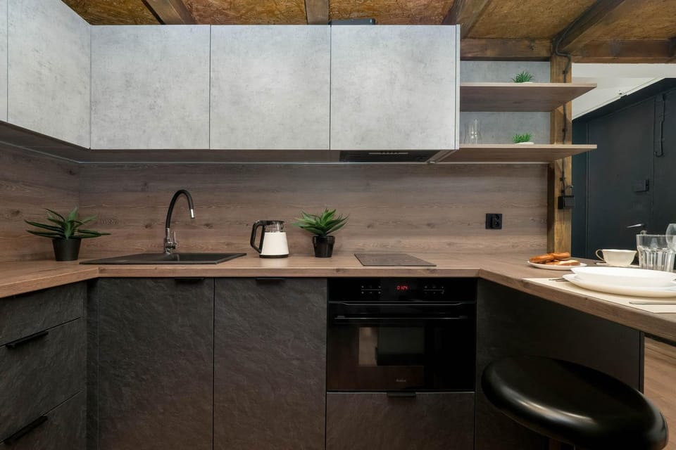 Kitchen or kitchenette