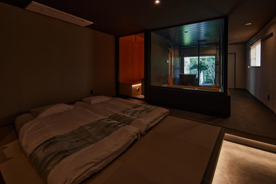 えにし奈良三条 House in Japan