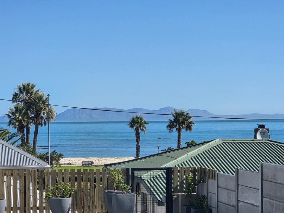 Charla on the Beach Villa in Cape Town