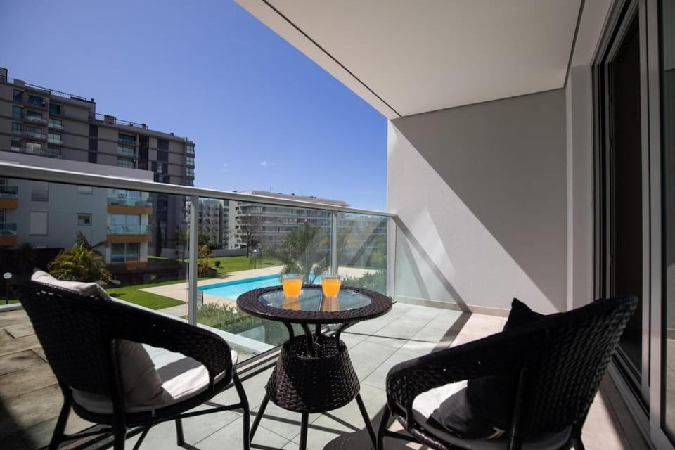 Balcony/Terrace, Swimming pool
