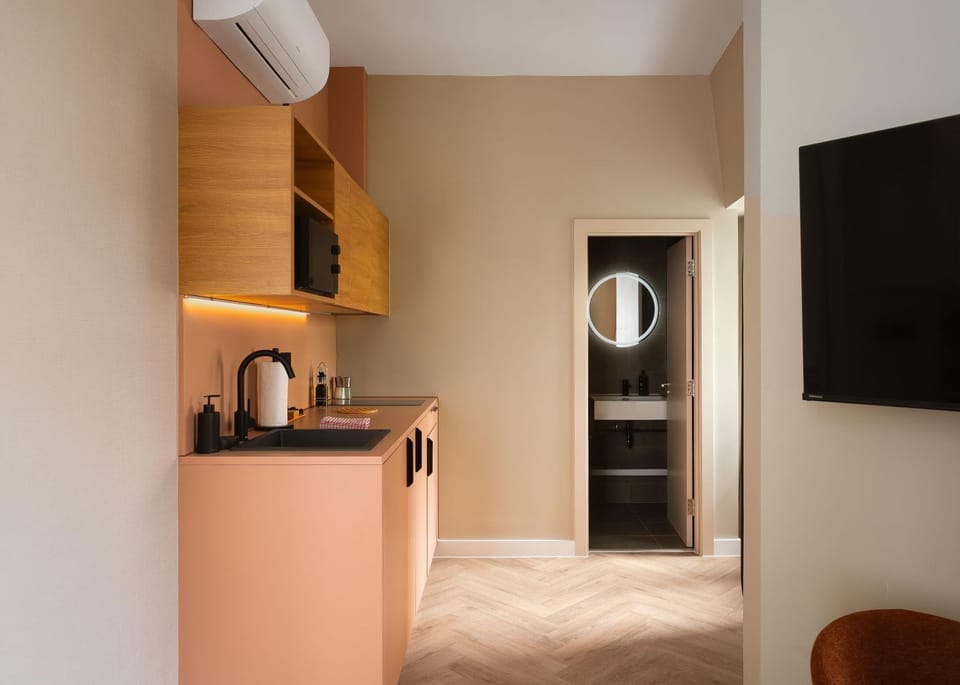 TV and multimedia, Coffee/tea facilities, Kitchen or kitchenette