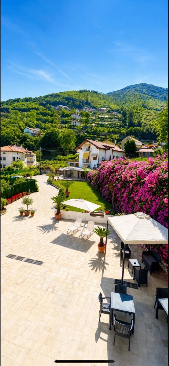 Carlo's Luxury Villa Bed and Breakfast in Agerola