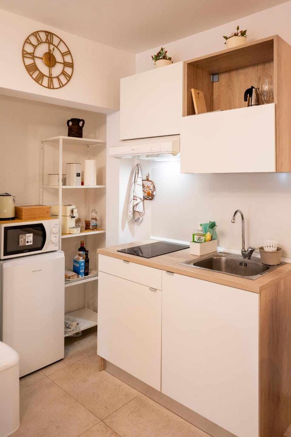 Piave suite | Modern studio con balcone in corte storica Apartment in Turin