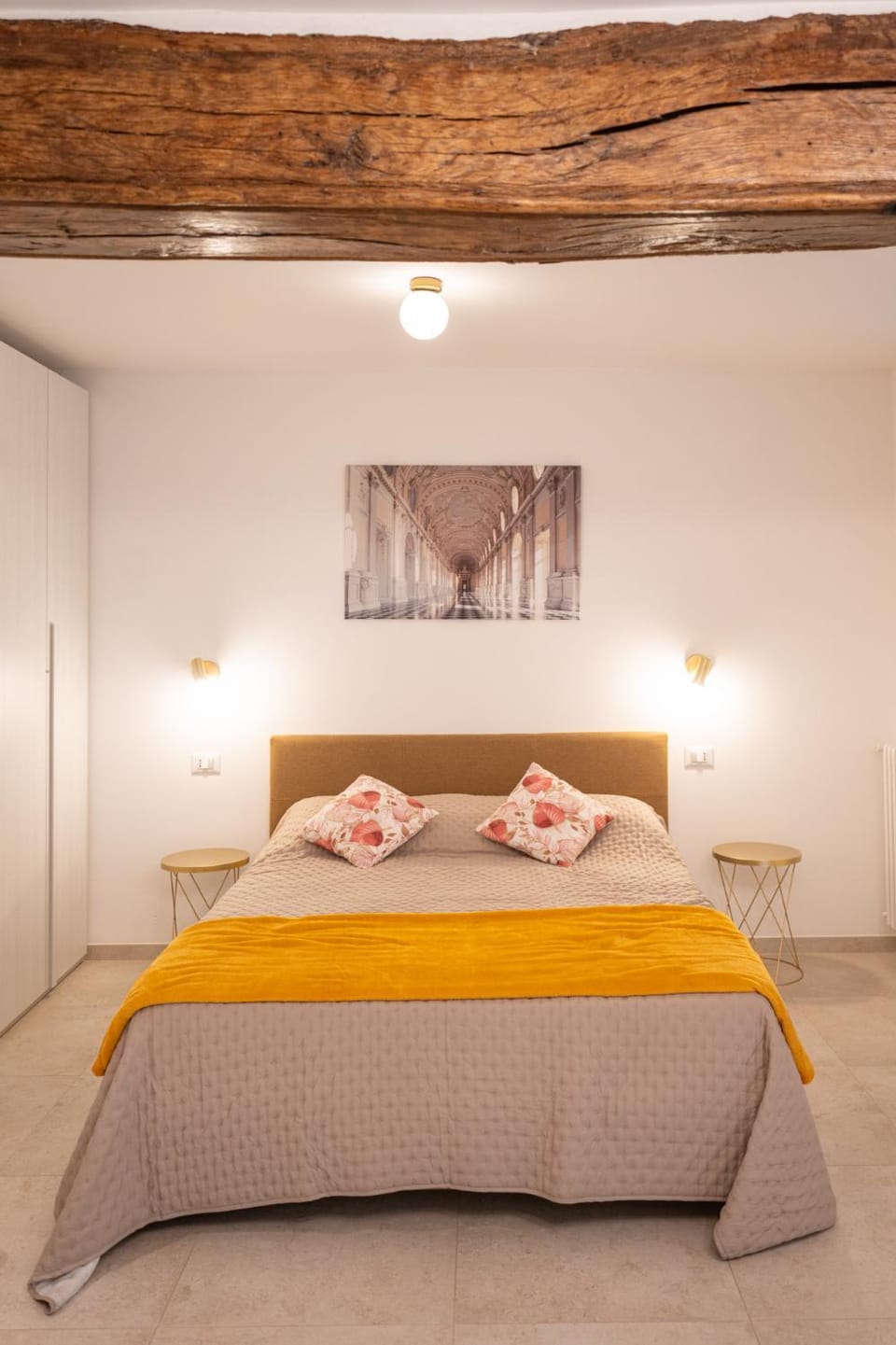 Piave suite | Modern studio con balcone in corte storica Apartment in Turin