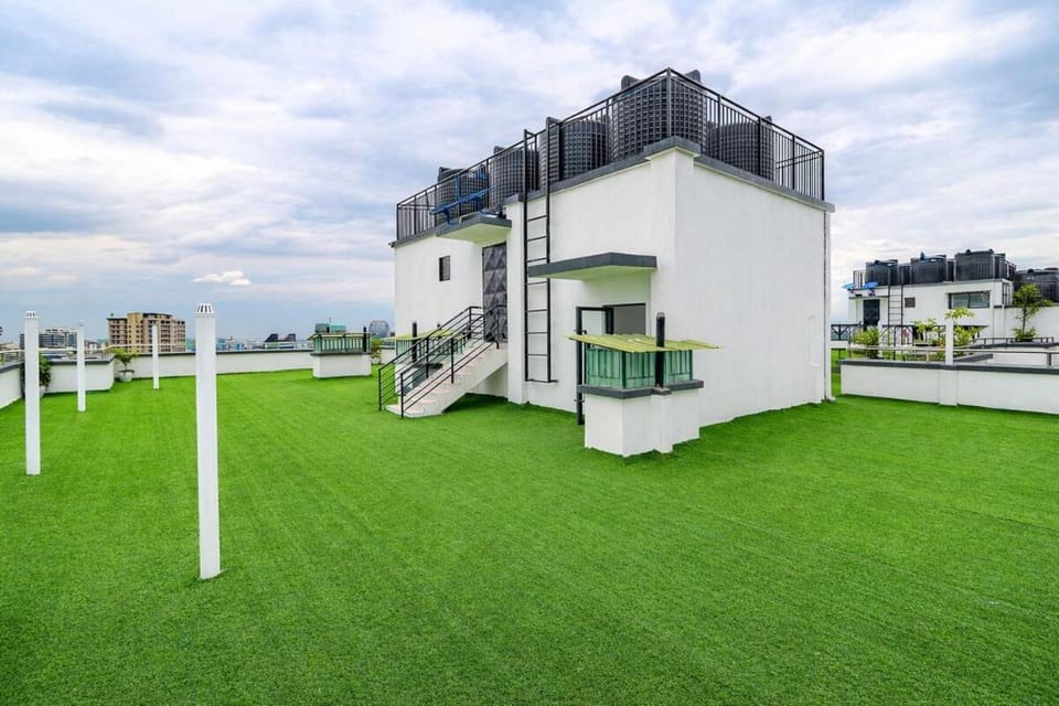 Modern 3BR Westlands Retreat, FastWi-Fi, Self Check Apartment in Nairobi County