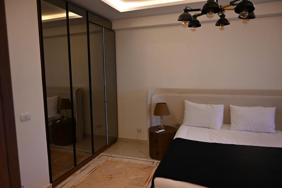 Bed, Photo of the whole room, Bedroom, wardrobe