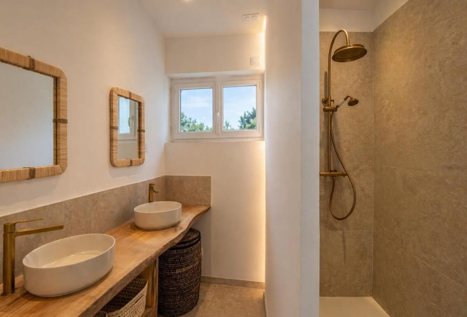 Escale victorienne suite prestige Apartment in Saint-Étienne