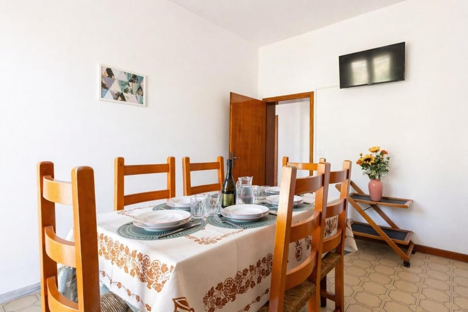 Dimora Apollonia Orchidea 300 meters from the sea Apartment in Emilia-Romagna