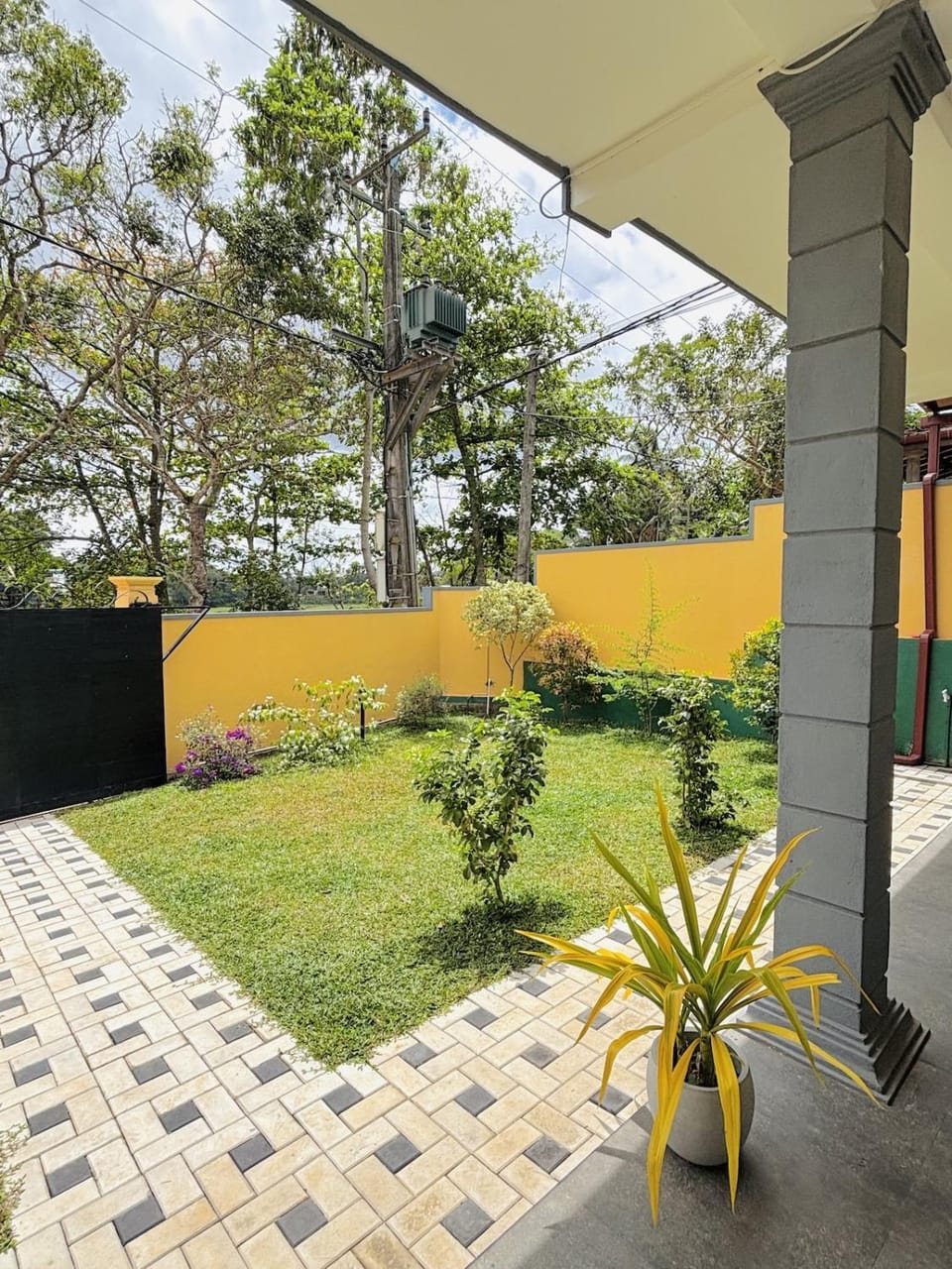 Sun Rest Villa Villa in Hikkaduwa