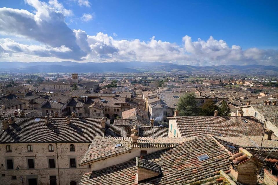 Accogliente appartamento ristrutturato con vista su Gubbio Apartment in Gubbio