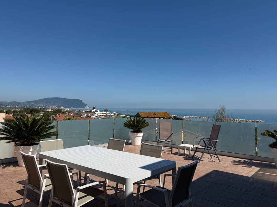 P095 - Porto Recanati, nuovo trilocale con ampio terrazzo vista mare Apartment in Marche