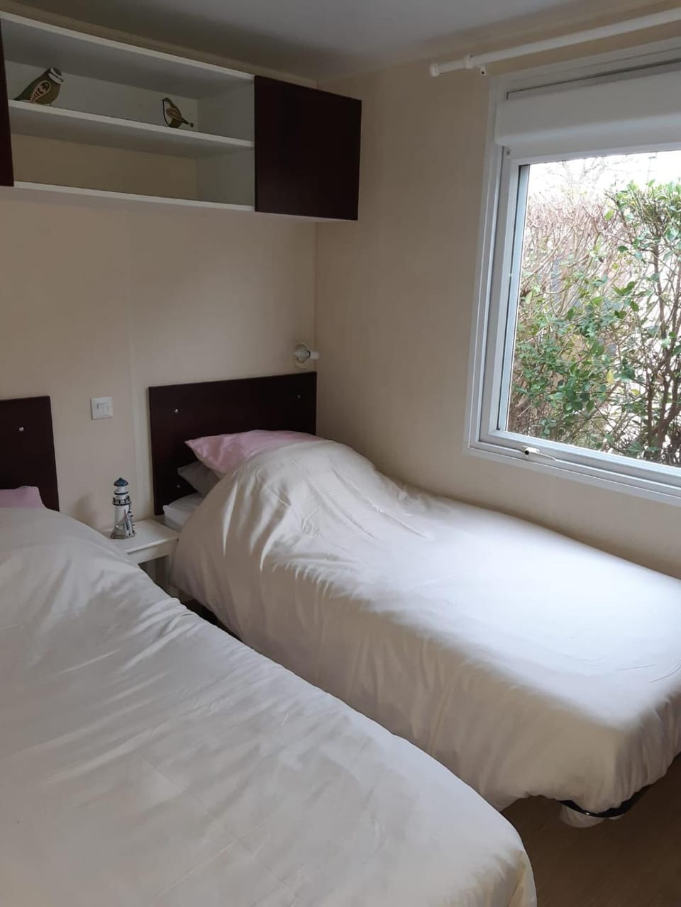 Mobile Home on a Residential Campsite Chalet in Pont-l'Abbé