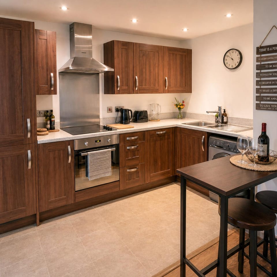 Coffee/tea facilities, dishwasher, oven, toaster, washing machine, dryer, kitchen