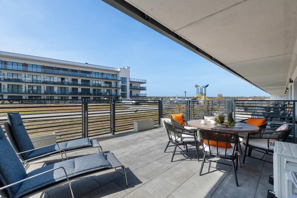 Day, Balcony/Terrace, Seating area
