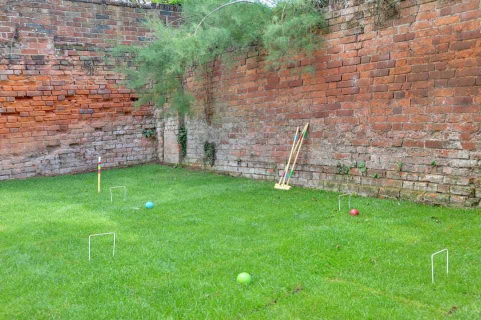 Patio, Garden, Garden view