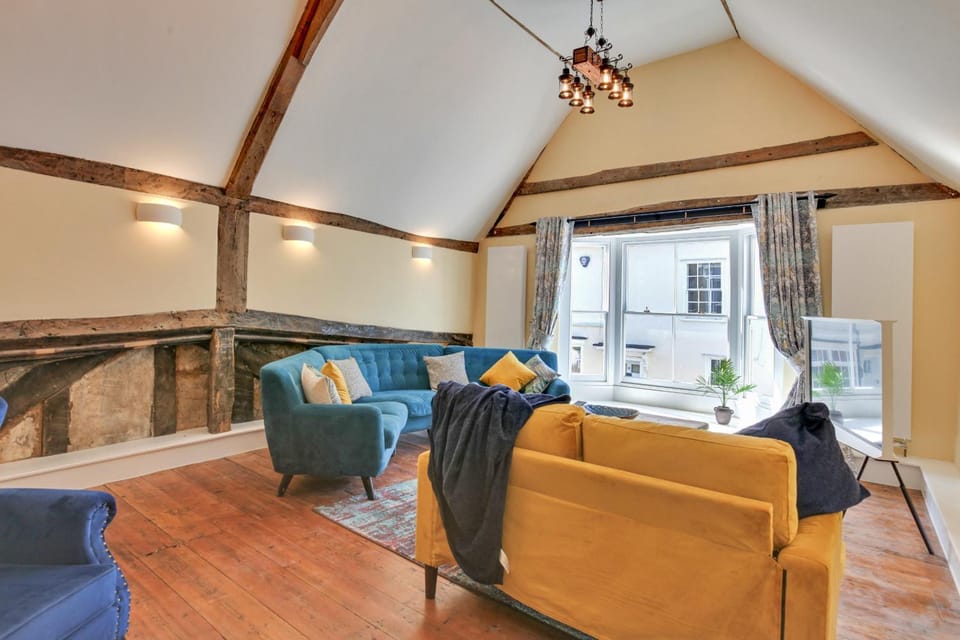 Communal lounge/ TV room, Living room