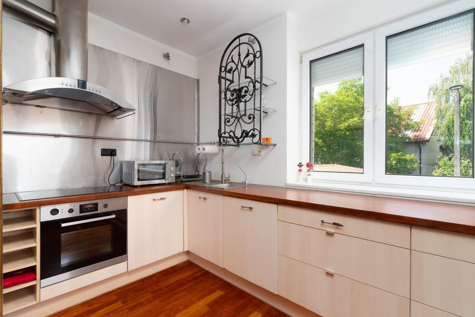 Kitchen or kitchenette, dishwasher, minibar, oven, pet friendly, stove