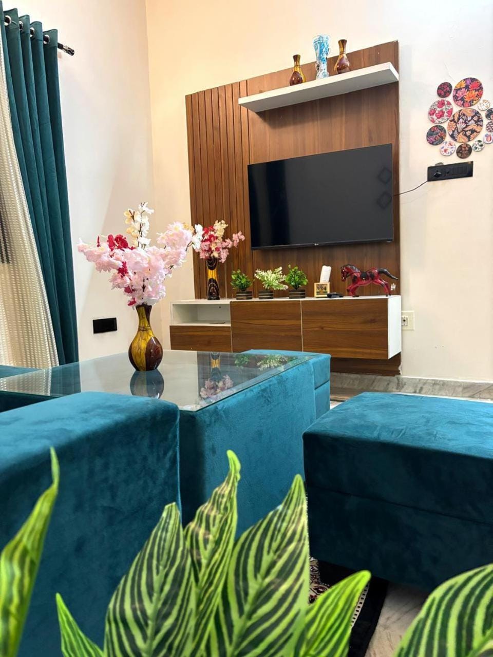 Teal Elegance 1BHK Suite, Civil Lines Apartment in Jaipur