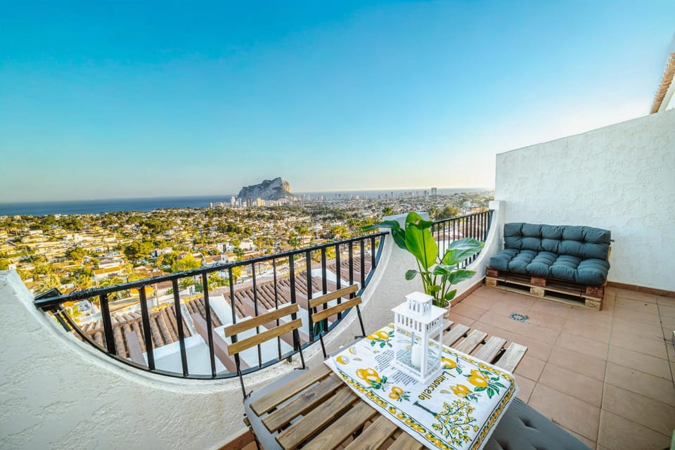 Balcony/Terrace, City view, Landmark view, Sea view
