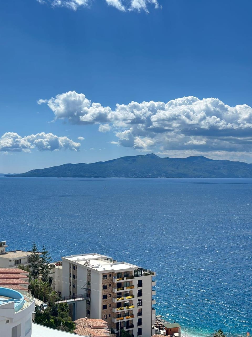 Deep Blue Sea View Apartment Saranda Apartment in Sarandë