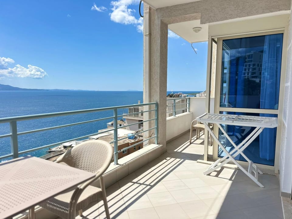Deep Blue Sea View Apartment Saranda Apartment in Sarandë