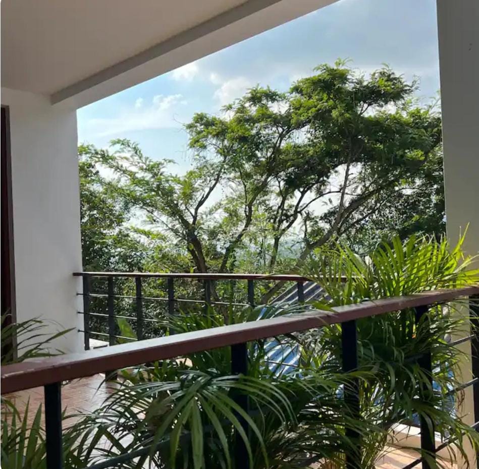 Jungle House Phuket - Seaview Retreat Apartment in Patong