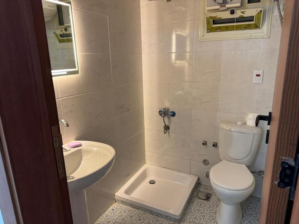 Shower, Bathroom, Bath