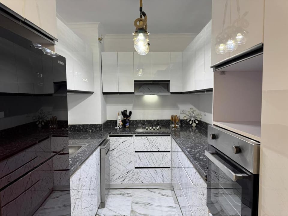 Kitchen or kitchenette, dishwasher, pet friendly, stove