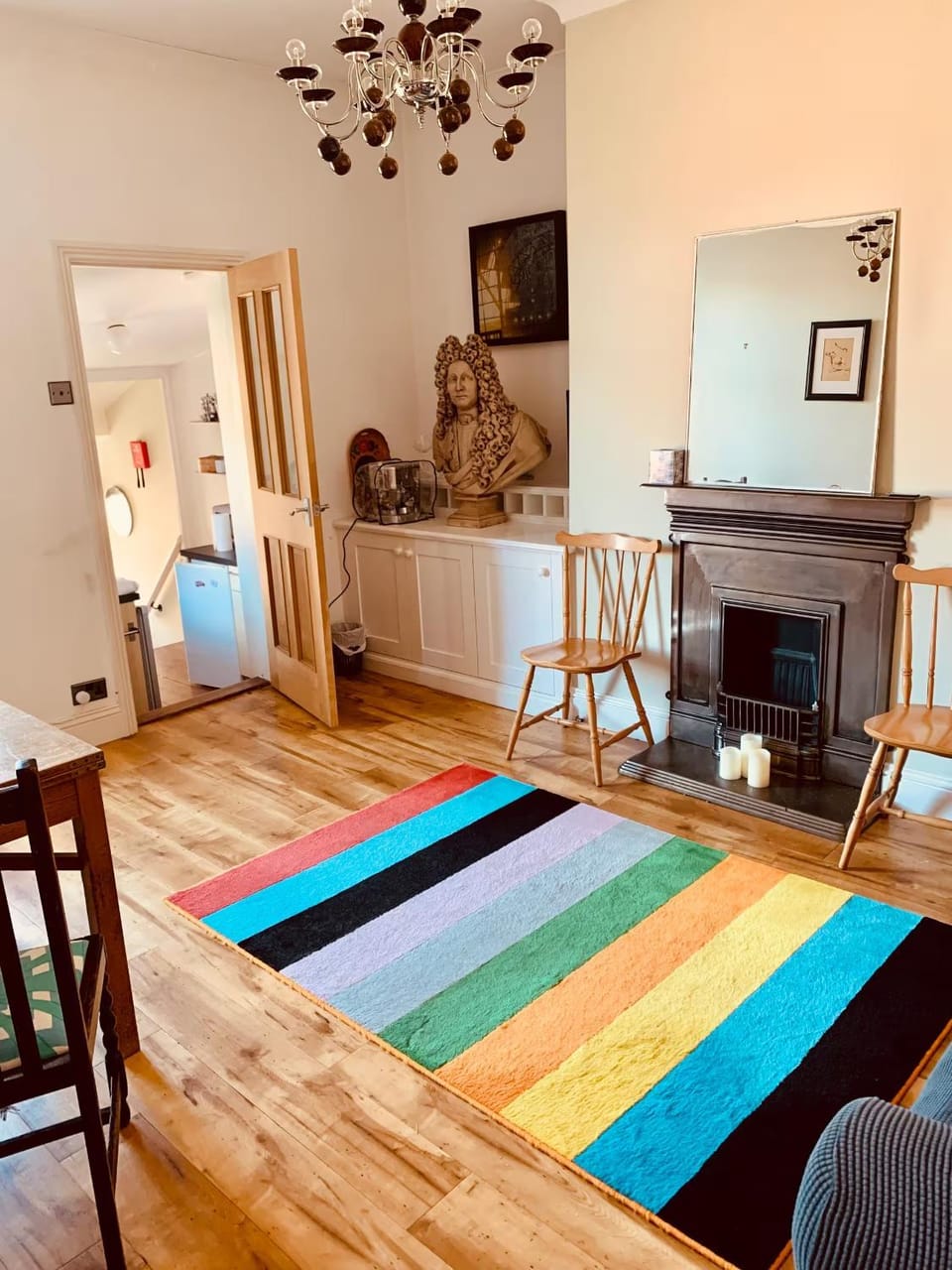 Bright 2-Bed Apartment with office in Newcastle Apartment in Newcastle upon Tyne