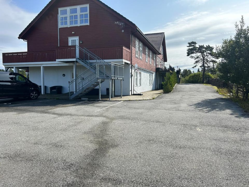 Property building, Parking