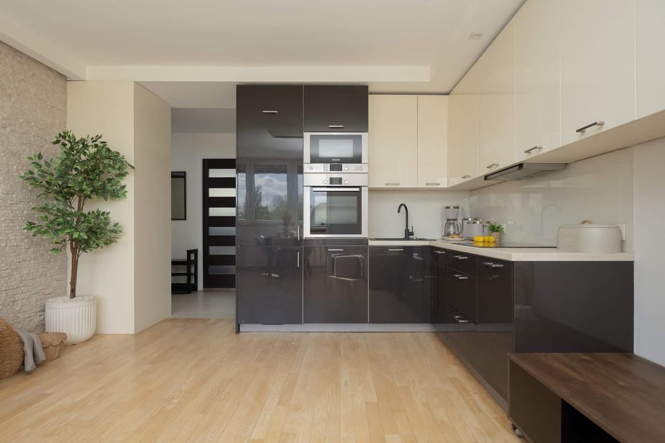 Kitchen or kitchenette, pet friendly, stove
