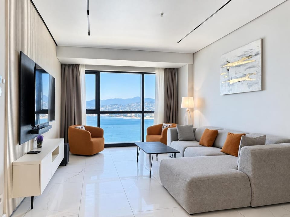 TV and multimedia, Living room, Seating area, Sea view