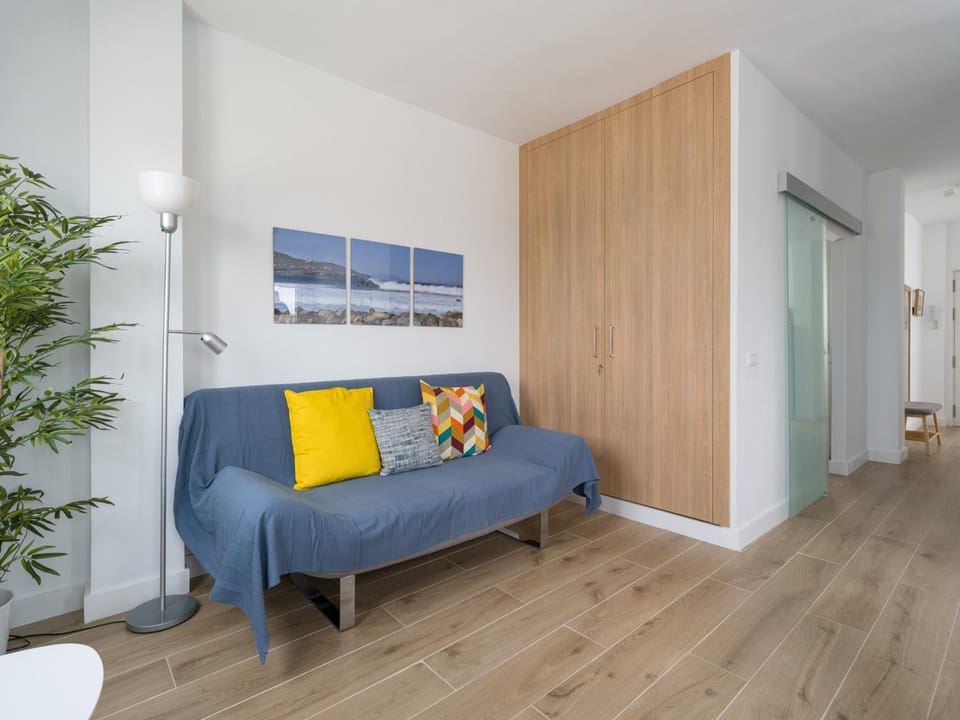 Communal lounge/ TV room, Living room