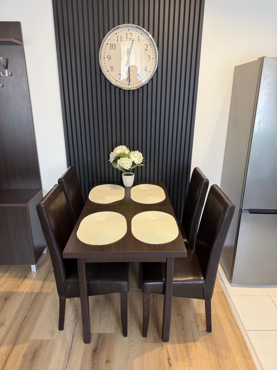 CSiP House with Free Private Enclosed Parking Place Apartment in Hungary