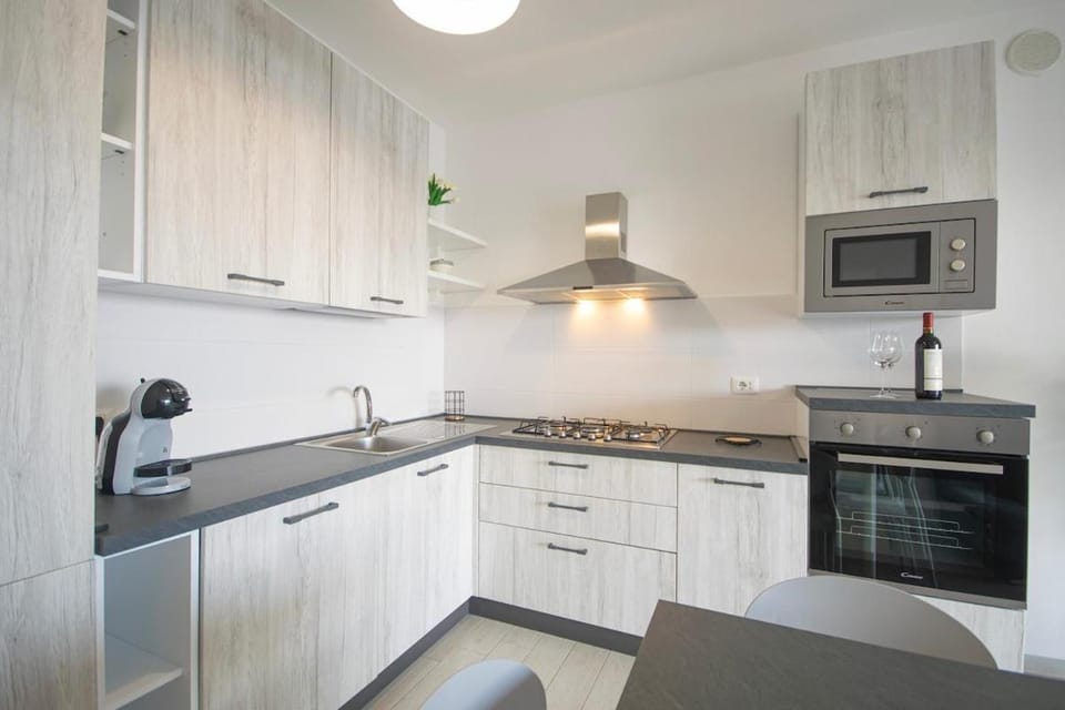 Modern APT Garden with Sea view, Beach 900m Apartment in La Caletta