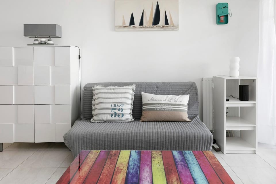 Property building, Living room