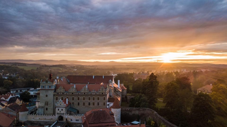 Pokoj v zámeckém stylu na náměstí Republiky Vacation rental in Czechia
