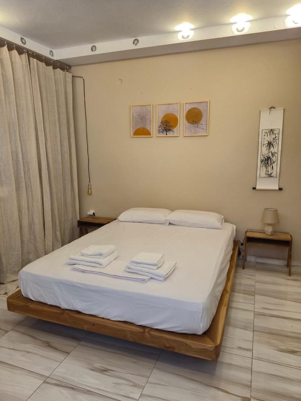 Cozy Urban Stay in Nea Smyrni Square Apartment in Kallithea