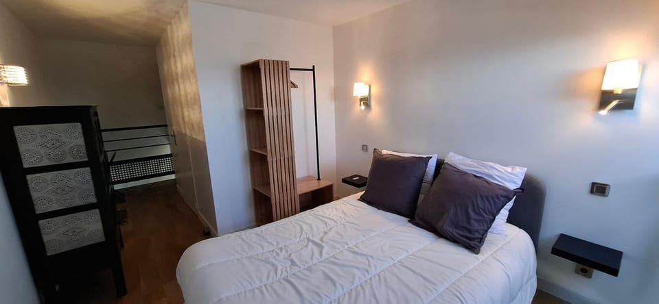 Living room, Bedroom