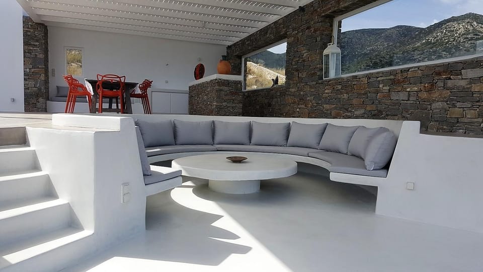 Lounge or bar