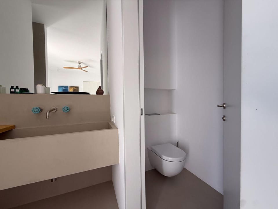 Toilet, Bathroom