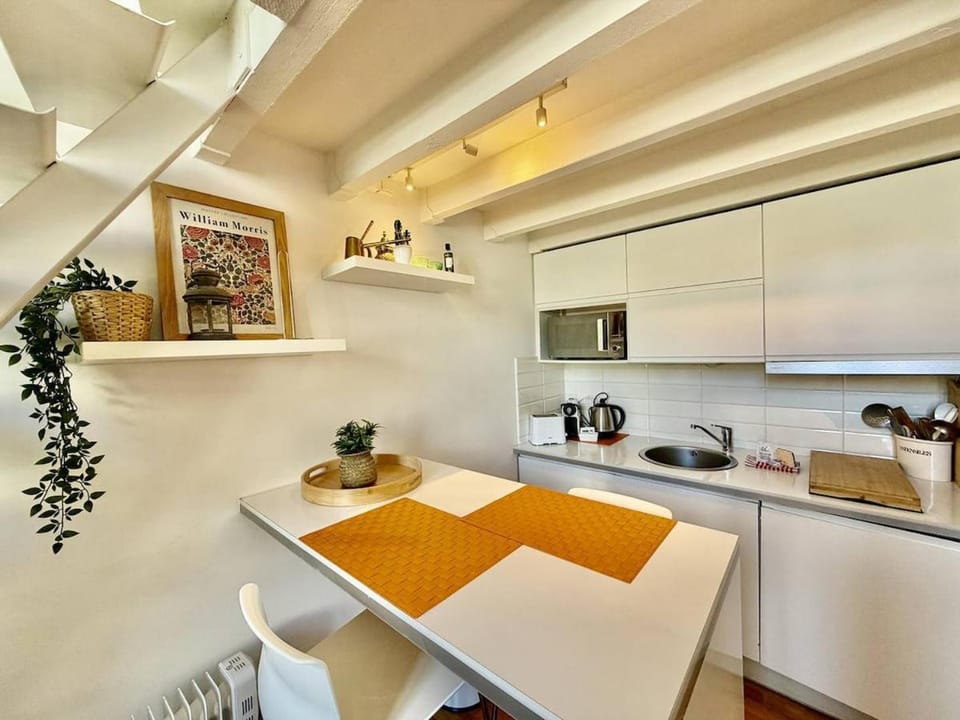 Nice Signature Le Port Studio Apartment Apartment in Nice
