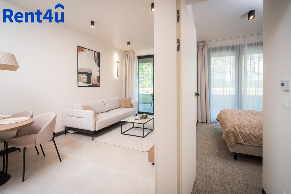 Living room, Bedroom