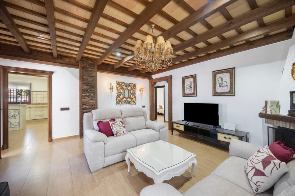 Villa la Dehesa. Solo familias. Villa in La Janda