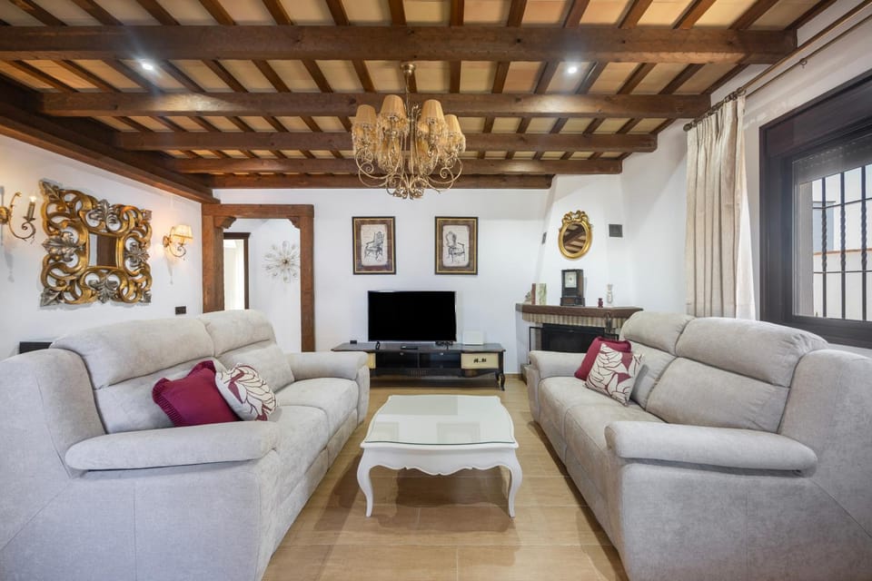 Villa la Dehesa. Solo familias. Villa in La Janda