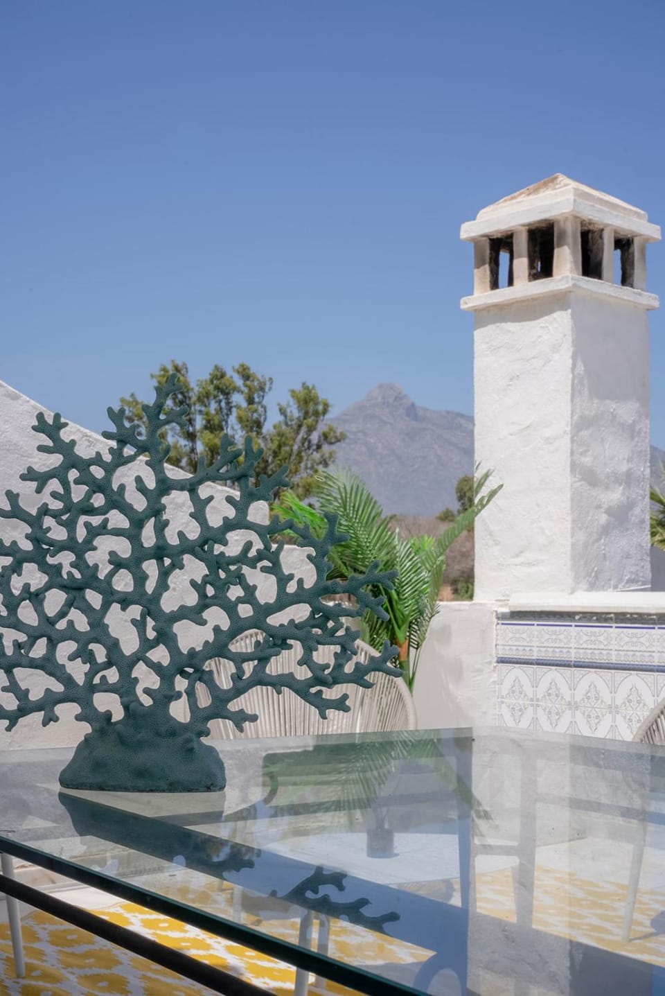 Day, Natural landscape, Balcony/Terrace, Landmark view, Mountain view
