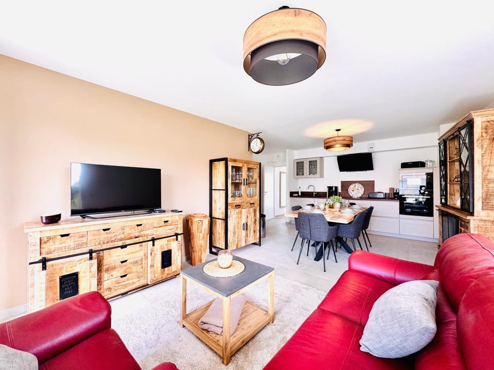 TV and multimedia, Living room