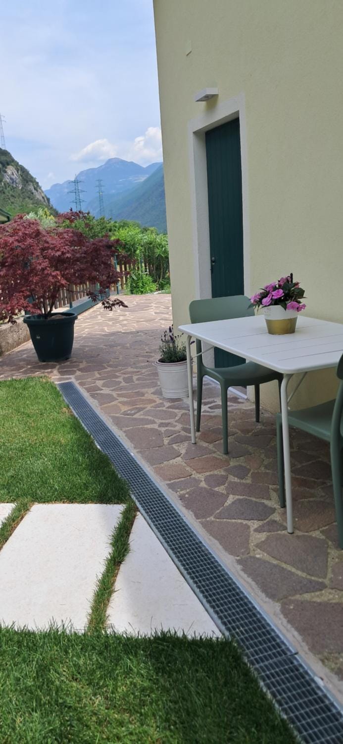Property building, Natural landscape, Dining area, Mountain view
