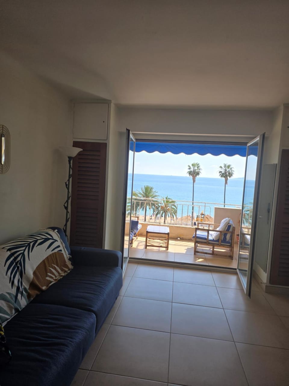 Facing the sea splendid view Apartment in Cannes