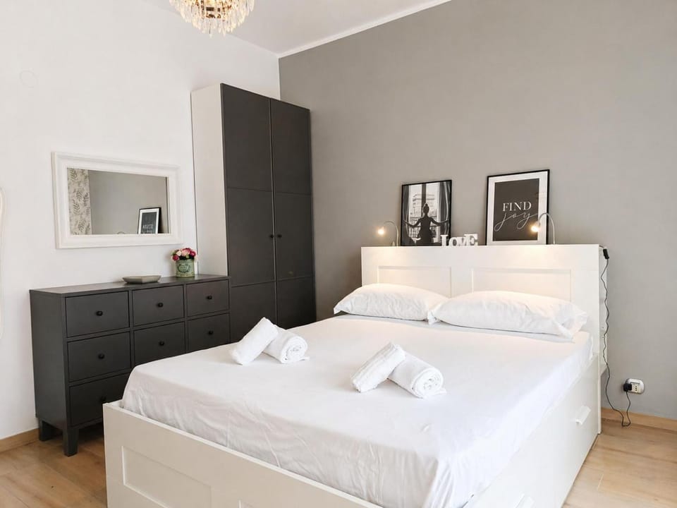 Hostdomus-White star Apartment in Liguria